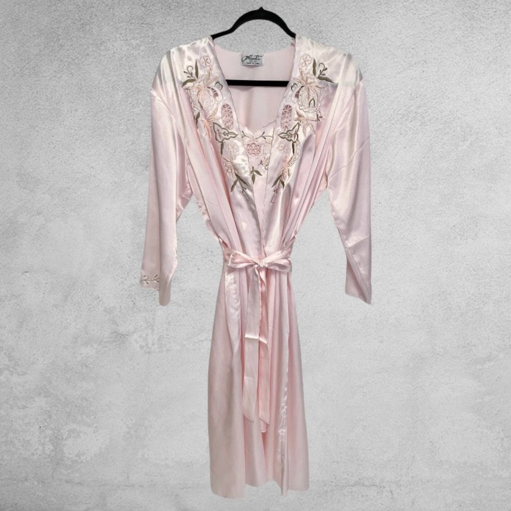 VINTAGE | 1990’s 100% Silk Light Pink Robe & Chemise Loungewear Sleepwear Set